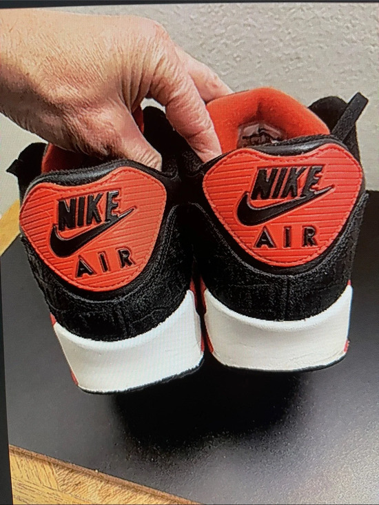 Nike Air Max 90 Black Croc Infrared 725235-006 US 11 Excellent condition. main image 4